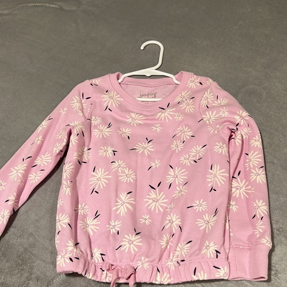 Sweater Size 4T - Picture 2 of 3